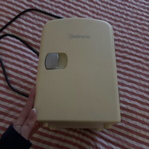 Cream Makeup Organizer